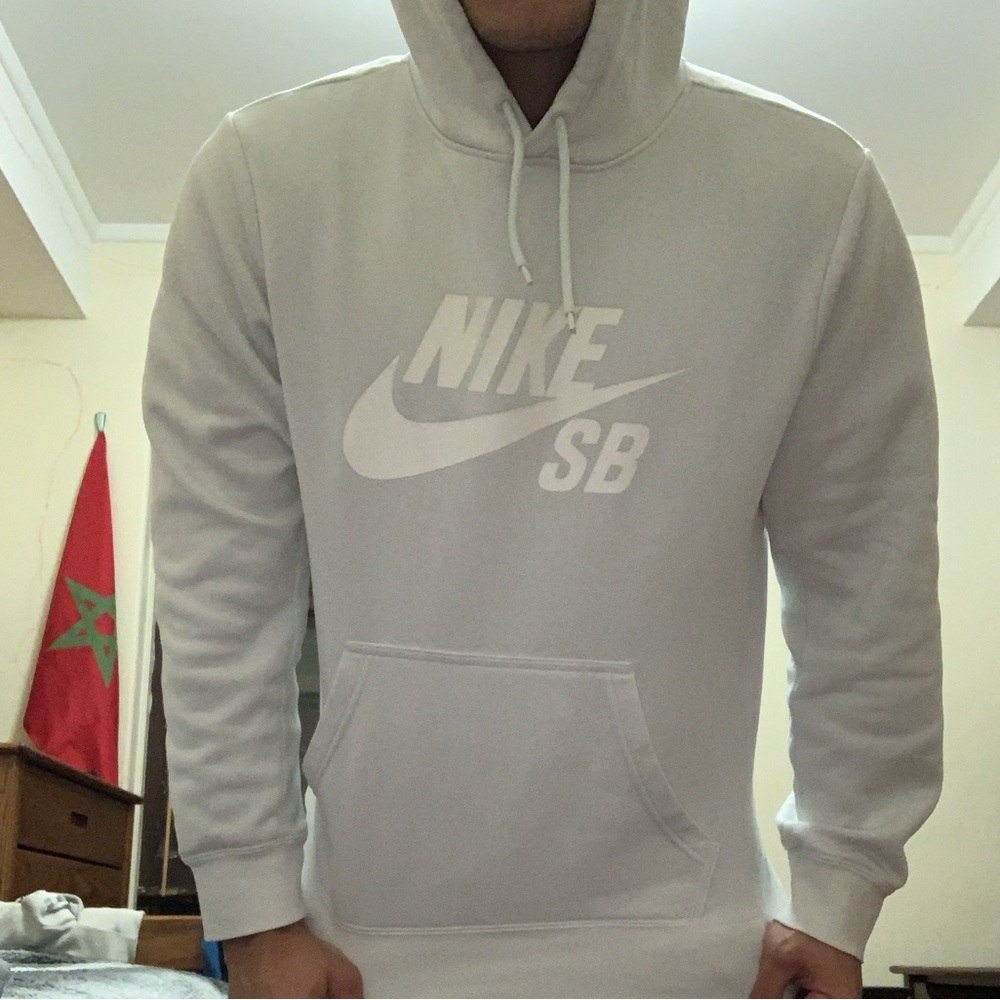 Nike SB White hoodie